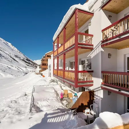 アパート Montana オーバーグールグル