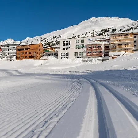 Montana アパート