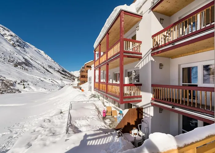 アパート Montana オーバーグールグル